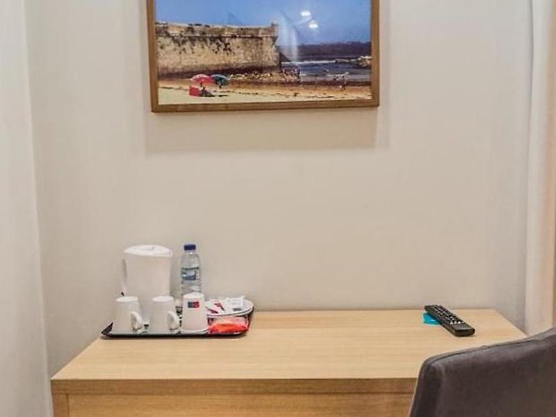 C3C0BB6C6A4B45EDD975A1314FD390BB