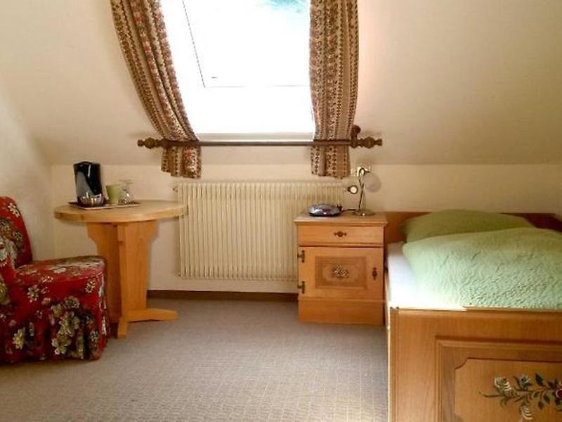 DB2A8A13FCB4917DD9756B3B86FAF690