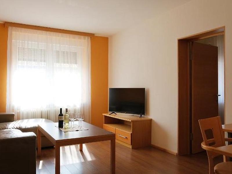 D795214EBD6C2A2A219C85837D3BFF36