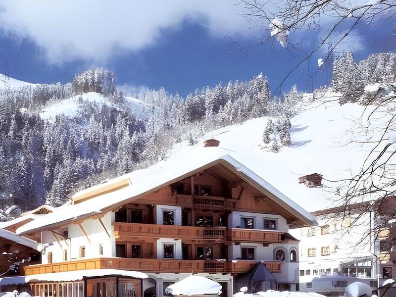 E01324CBAEF4D8B200AE9F306EA355DB