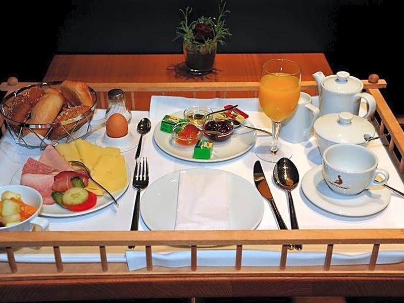 58E12E1E82428EDE1C1E85041EBFD6A4