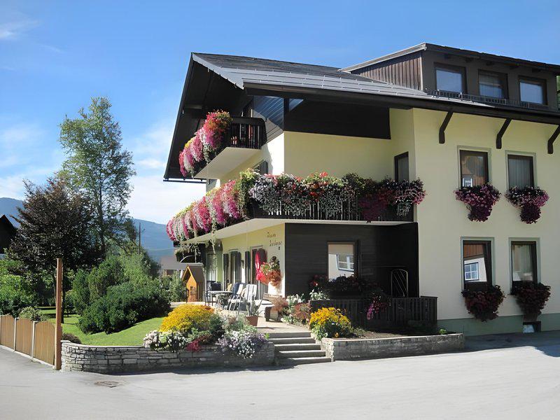 3AD917C9CD5F6EAB64566561D93B2205