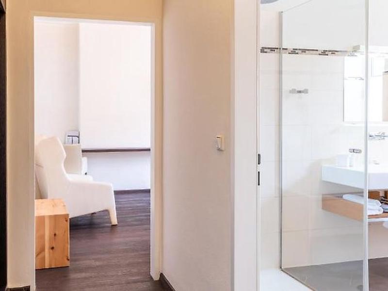 79F5B29C58AED5B386DDDD8DB57AD02F