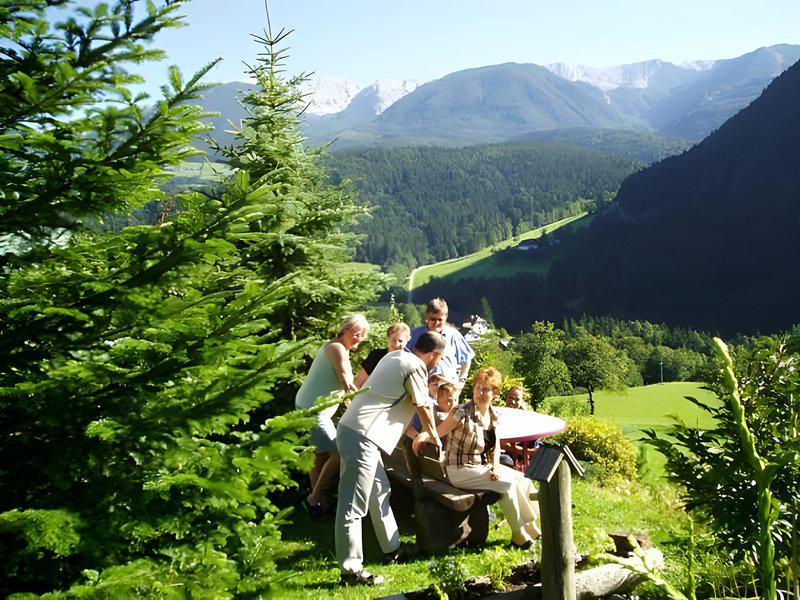 114F0D47C5EE287A40E28A9E13937003