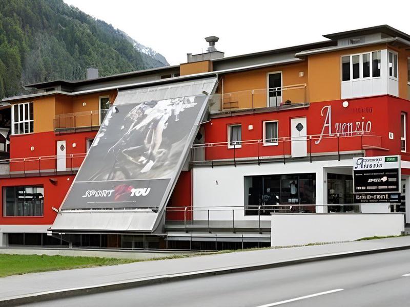 517760EDEB0BC9F9BC73A046E4300C2C