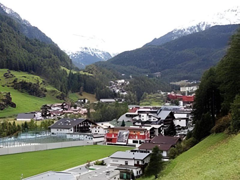 92CA45C06015FBC55BAF45F1A10807D5