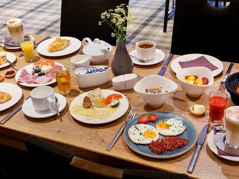 FA3F7B2F3B131D2948D215EF683CB58F