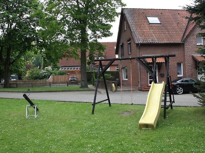 32A40F72DA915DF7D684538A5A31F4A0