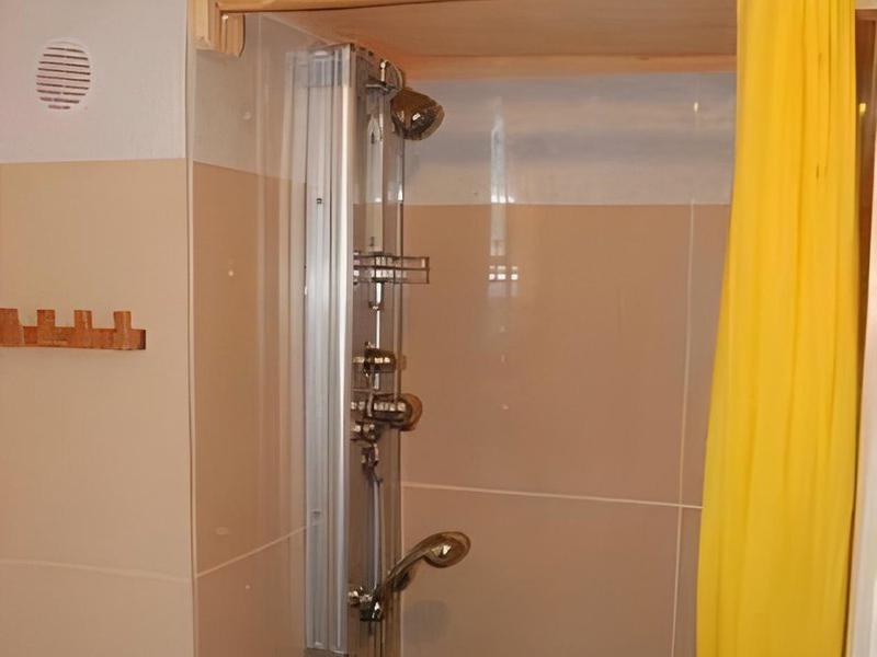 7A0B9F41371CDEB1CB9A899C664E4548