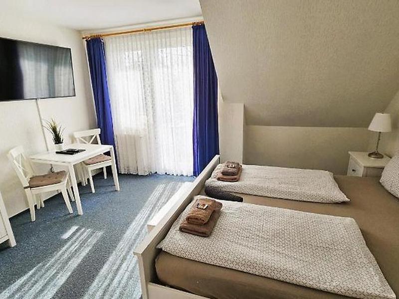 C4BECE4A976E413C3EFA6BAC174B1C80