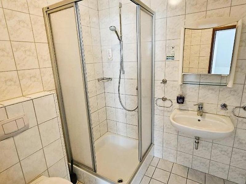 725DAA70A3F2A6CD3180F45A78F9C00A