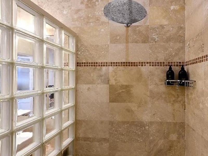 93C74796AA08531C8DF0AC9558DEB89C