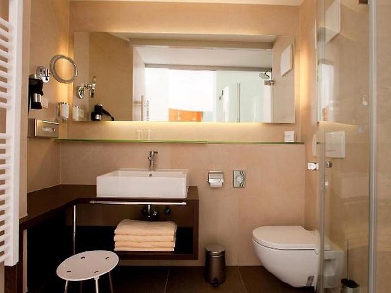 F2CB211FDBB8AE4A07028C3C3FA153D0