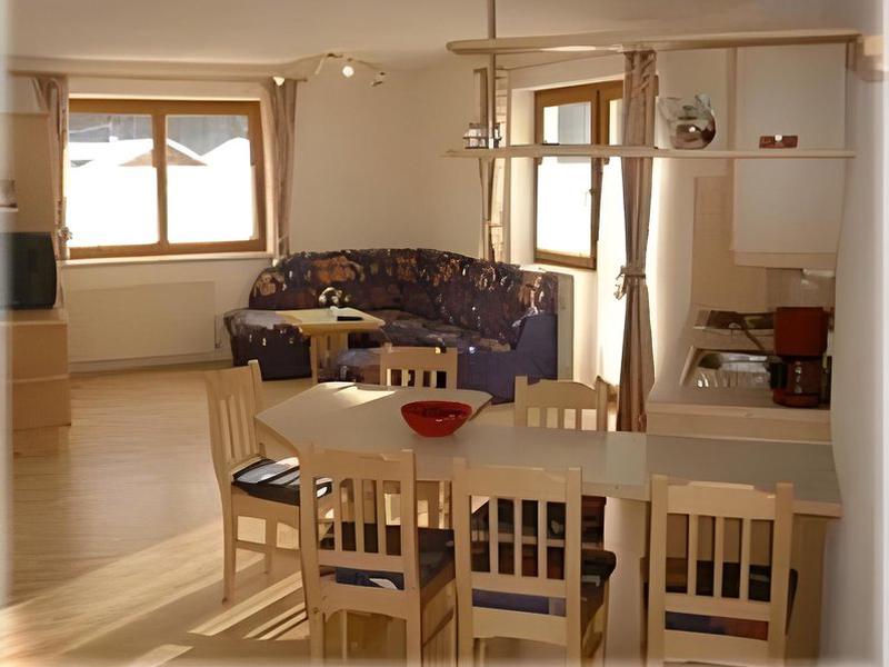 4E914B9252F87A25716C8F0985DF08E1