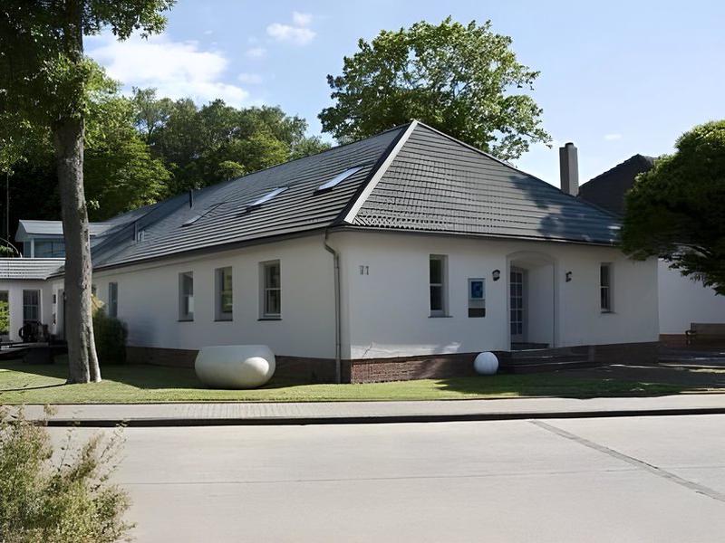 4572B8C922980E247E0144A3A979BA7B