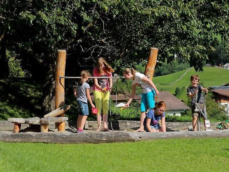 0BA4CB61207D737B444867ADE044C81B