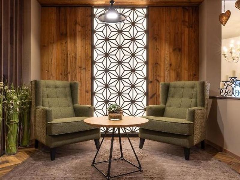 66AB67499FED0345B285A32EEEC4F5EB