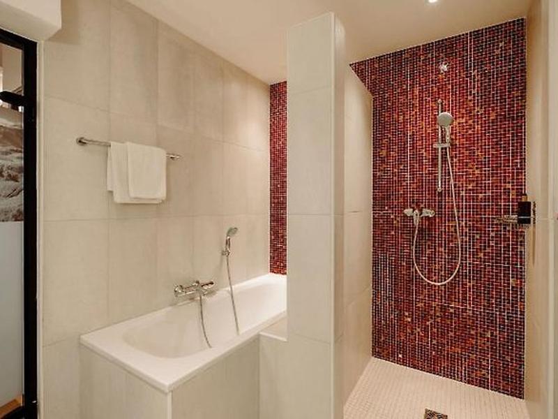 EF1451010639F3FF75B680E8F8122DCD