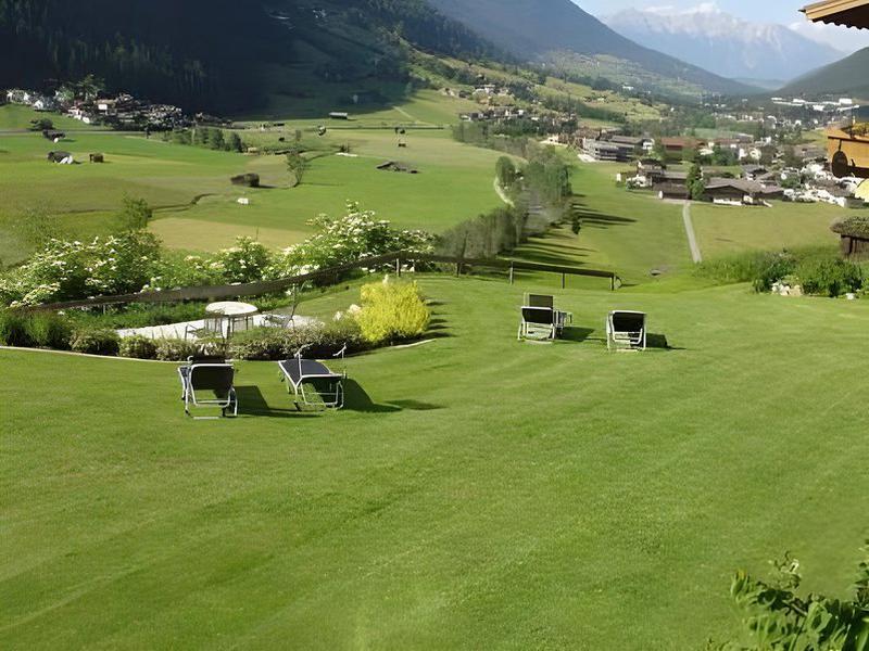 6D3A97C1D4B2359072F48CDD80931665