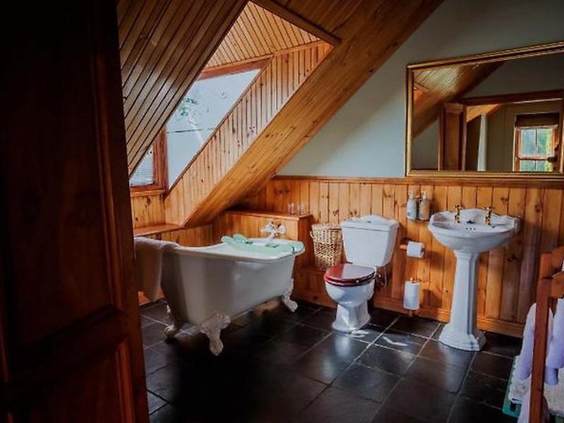 3C11E7EECA12C0100C2B2FEB9AEE462A