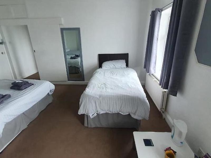 03999751D094F418F6E6788C07AF290B