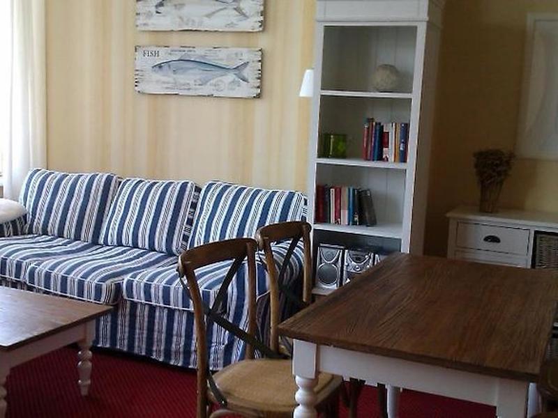 7496BBEB39A8194960AA0A3051F3D8AB