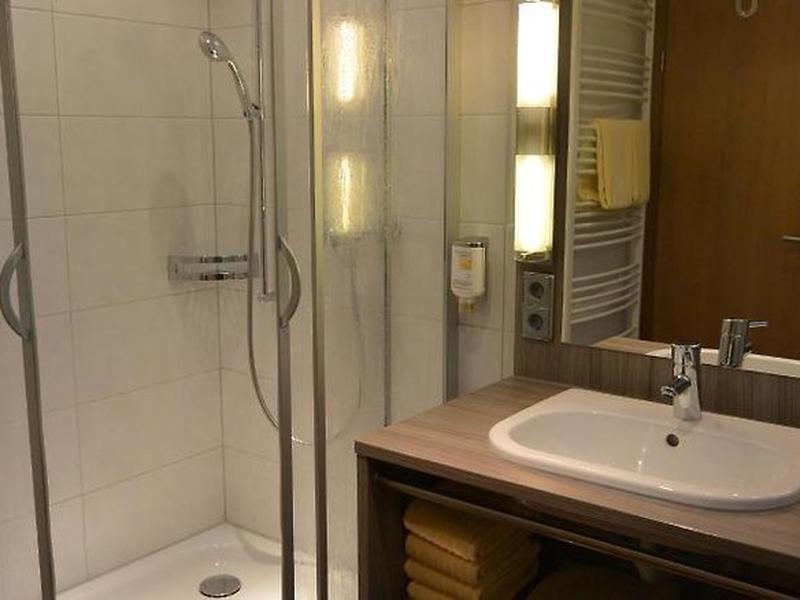 C7AB3956EB0887064A186E333BDB4CA9