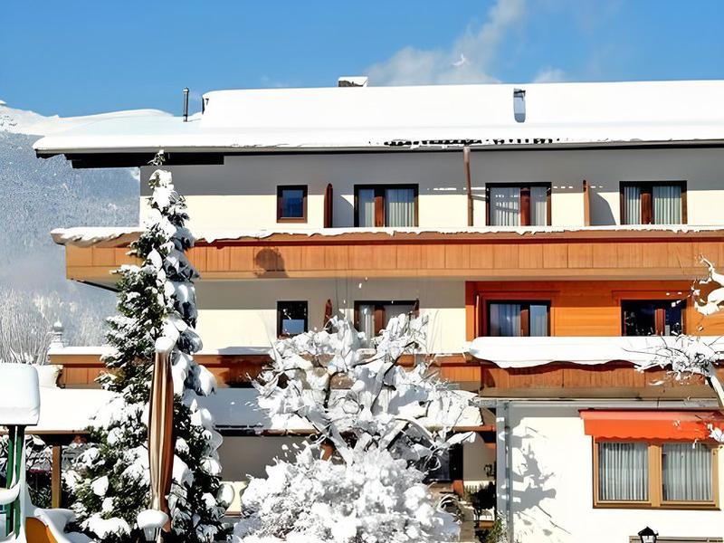 E1F27C505BA2F136D0AAABEEE946F82D