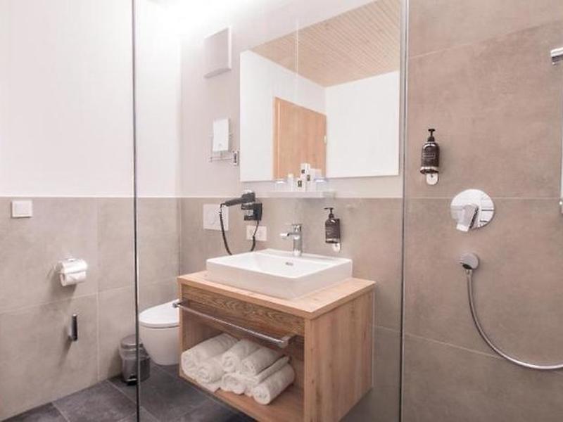 3DDFEBC20118EDDEE8EF90FC5C603355