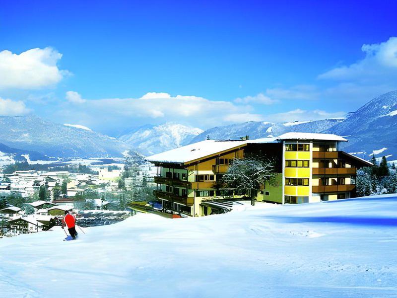 4C6722A58F0F73A20381F83C40A6F032