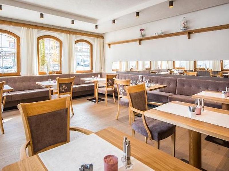 C7235EDBF687E93D5449538458BA301E