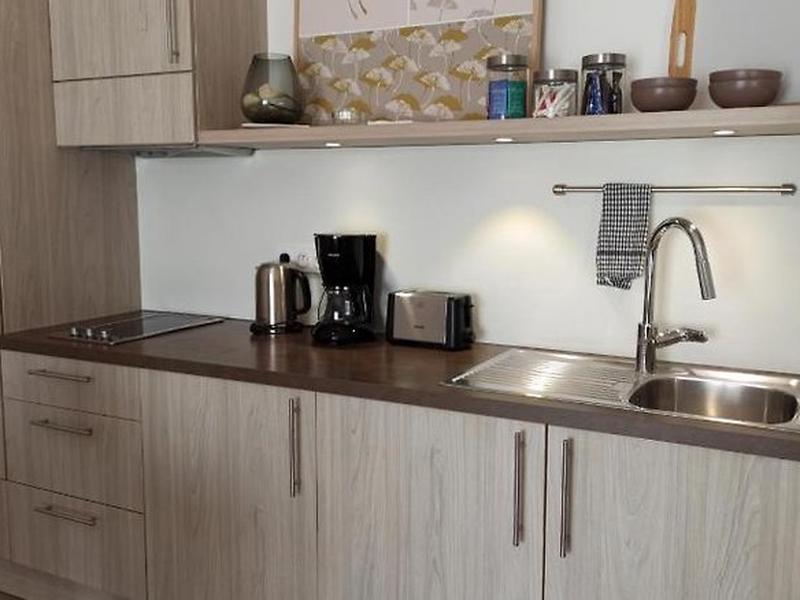 A0489829D34759D2B1C936E423694745