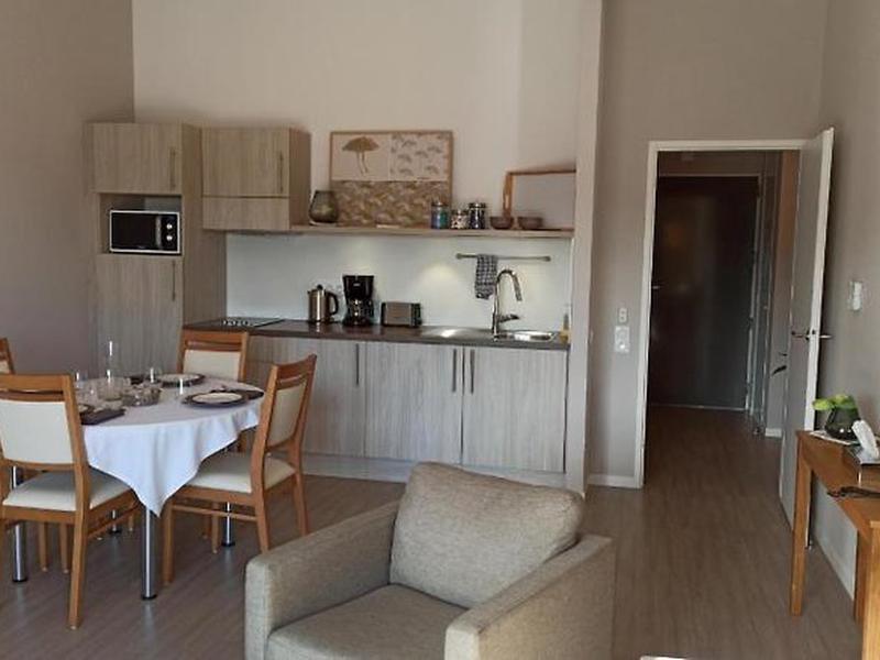 B2F34853633E42407D8F51BF2005EEDC