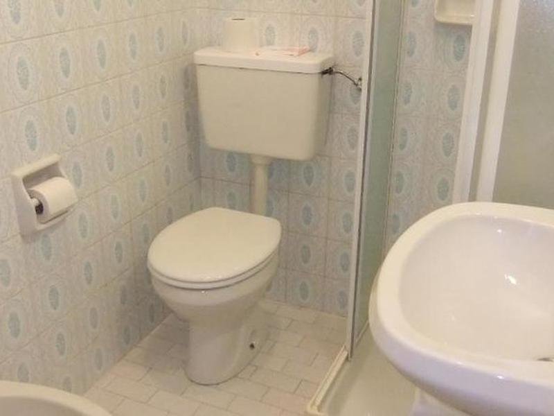 F0DEAB69B8E8B536F46F1B1971223D06