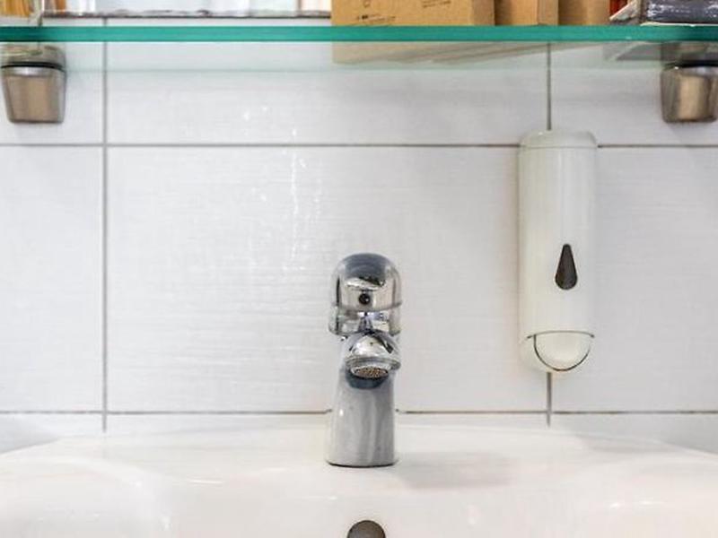 5FF8B1B5EE1F3CE8F2A942429135799B