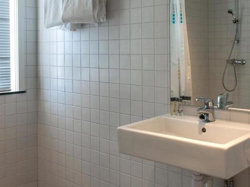 E4EBAB6E347740D2FEE7235ABCEAB4FE