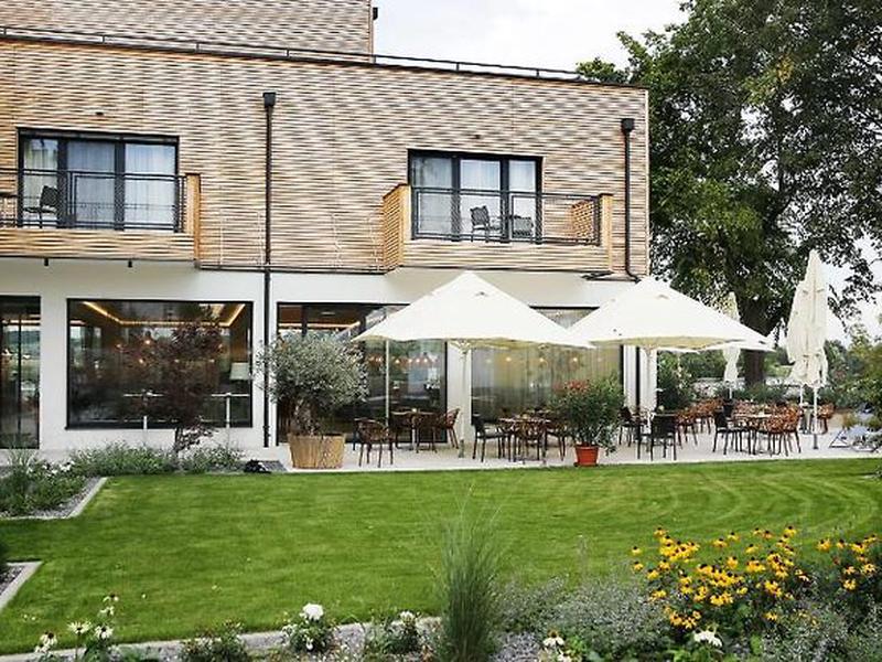 49B35B7327BD3A9E72345BD0688D2A36