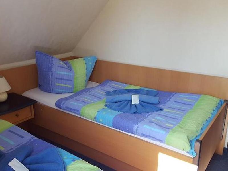 9B4D6EAFC3022A27652E3CBA5DD01AA5