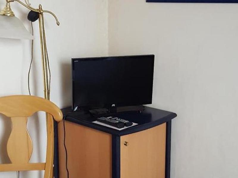 7773B9B51ECD6169E8D5B417FFDAA629