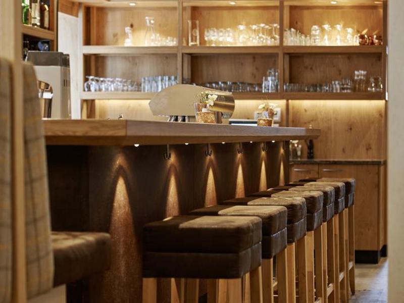 8C1E66BD82B0CE93F8773B3B3502B086