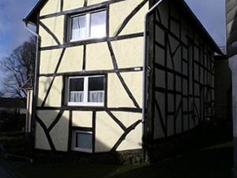 B890C37773BFBF9263DD5F7065A028D8