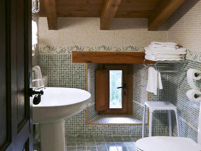 5A568F316B05BF97E9A1EC3880D2F17E