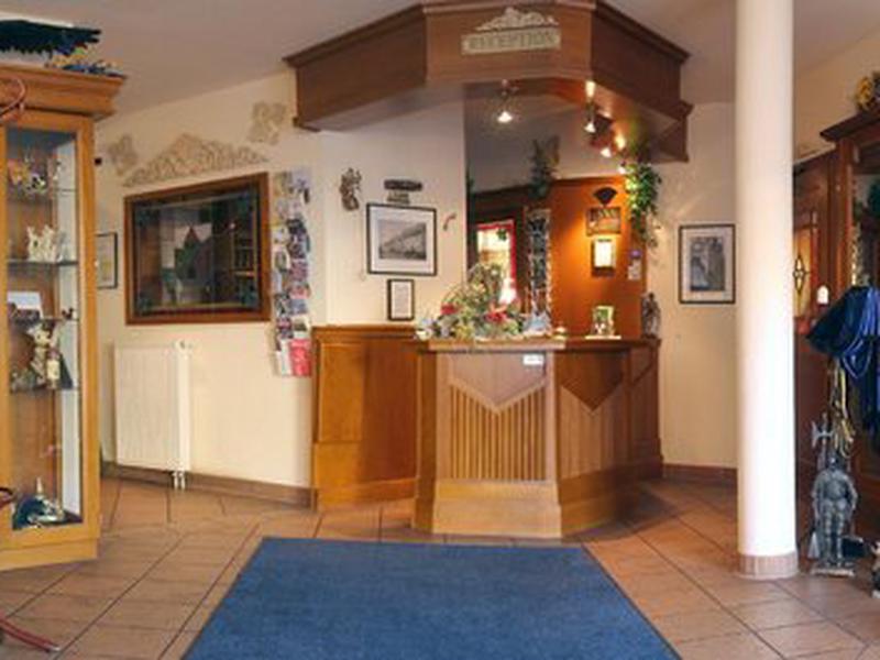 100063357D0DD8DC53F8216E096BEFAA