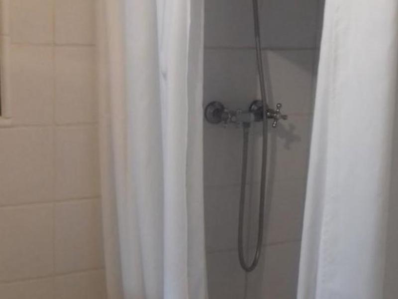 50A674E0E3A8365BB5FCEC7ADF685F5C