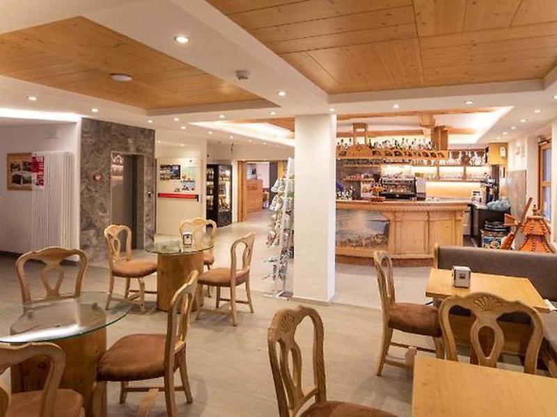 08CEB0A768D4C04E34BA3EE47E8D1063