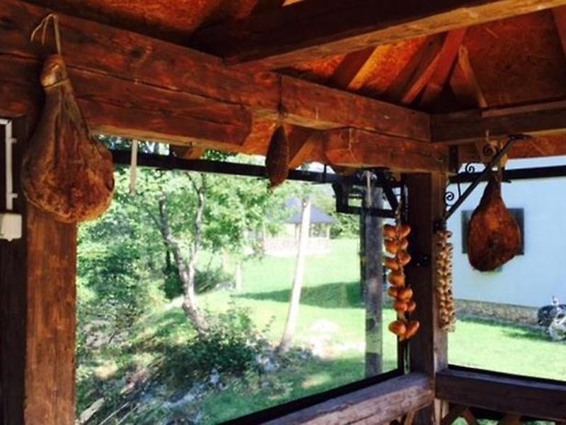 D5A2E99EC5D14D456514F593914FFC90