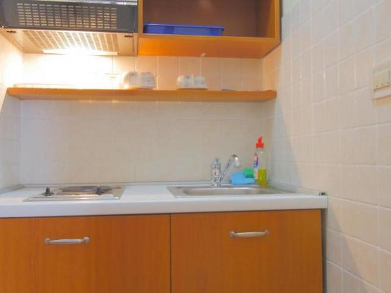 7E09F64EBC10059BA1EBD50F8B1D1B03