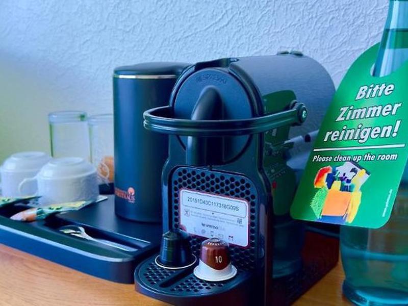 80E30DF09F7549FC9E0EE89DACC6E151