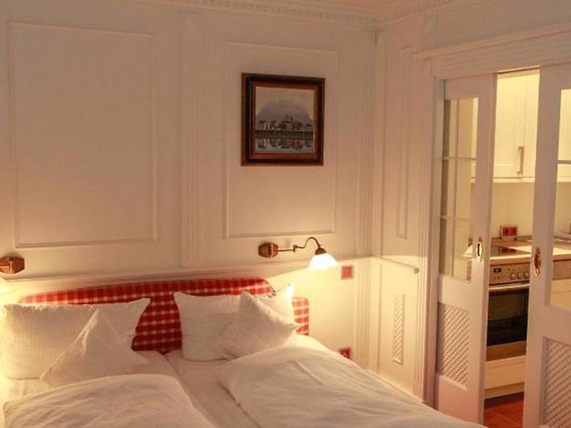 FB53A608361C7CB6805B5A3BD3744EAA