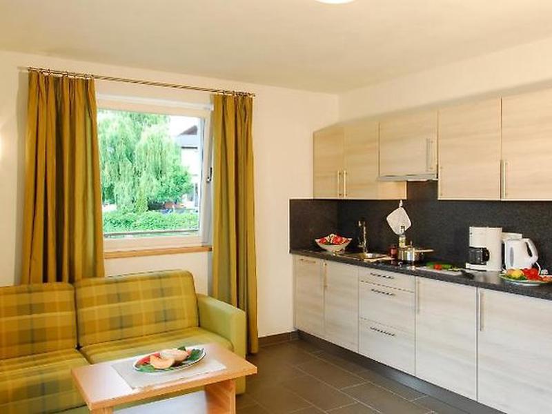 879C0D9FB2415FBE083C76EE5BA6C239